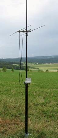 Eine Antenne (HB9CV fuer 2m/70cm) bei einem Fieldday.